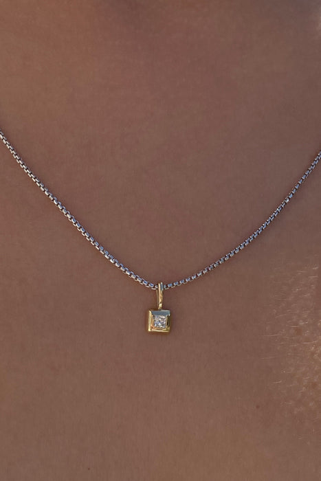 token diamond puff charm