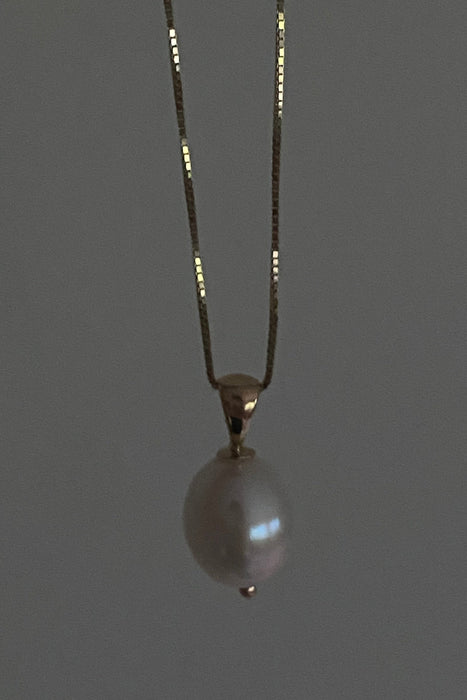 puff pearl charm
