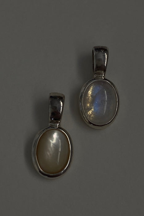ss puff mother-of-pearl charm