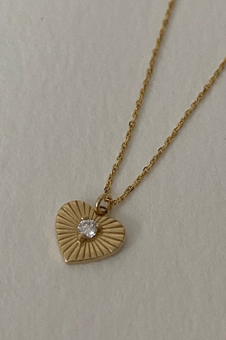 ribbed heart necklace