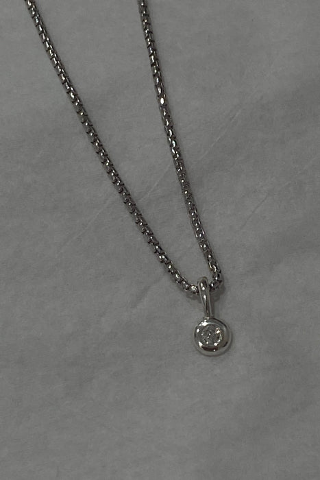 ss petite diamond puff necklace