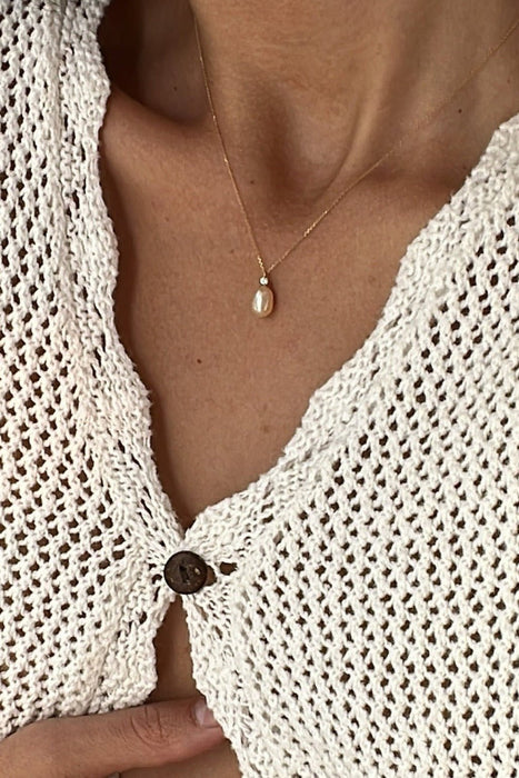 white diamond and blush pearl necklace