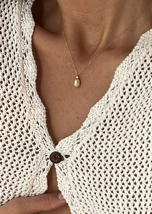 white diamond and blush pearl necklace