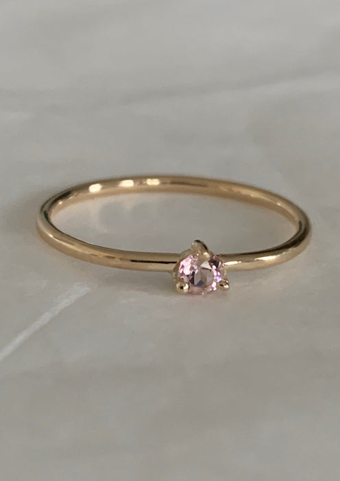blush chunky solitaire band