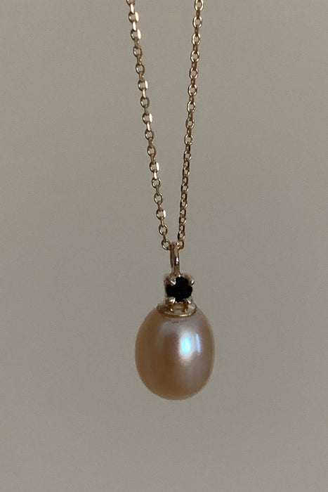 black diamond and blush pearl necklace