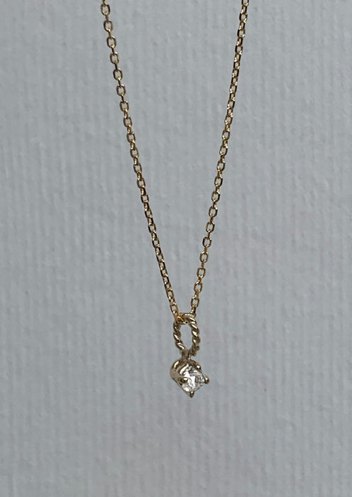 white diamond textured link necklace
